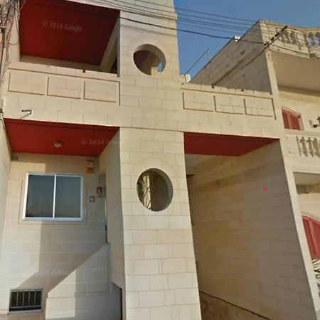 Luqa Premium Rooms Εξωτερικό φωτογραφία